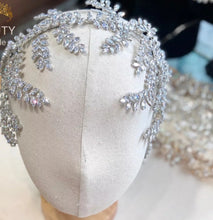 Load image into Gallery viewer, &quot;Hold Me&quot; Headpiece
