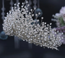 Load image into Gallery viewer, &quot;Let It Shine&quot; Tiara
