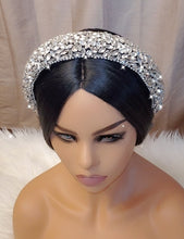 Load image into Gallery viewer, Bling Crystal Headband
