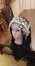 Load and play video in Gallery viewer, Crystal Flowers Handmade Hairpiece
